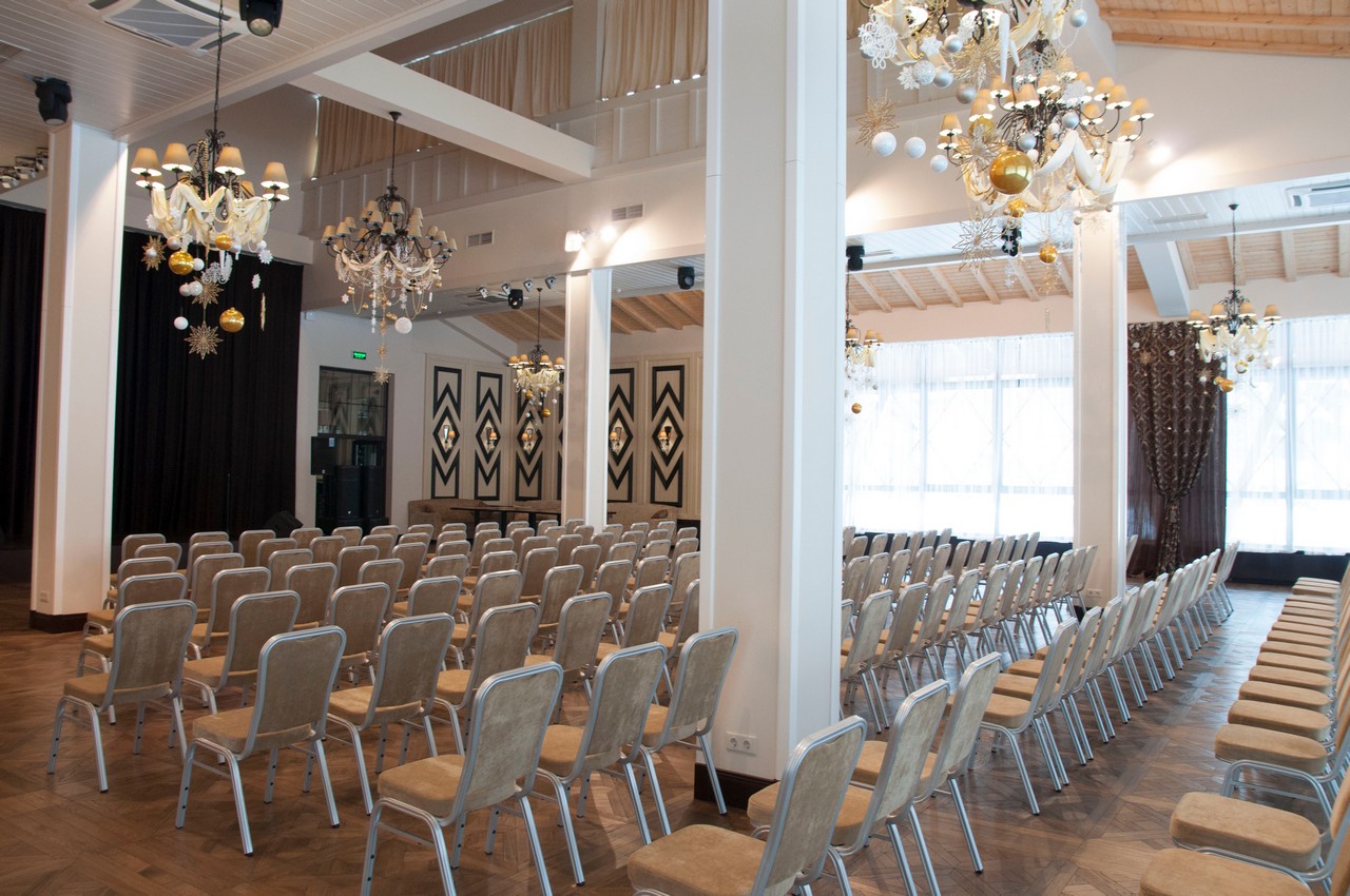 Зал Панорамный